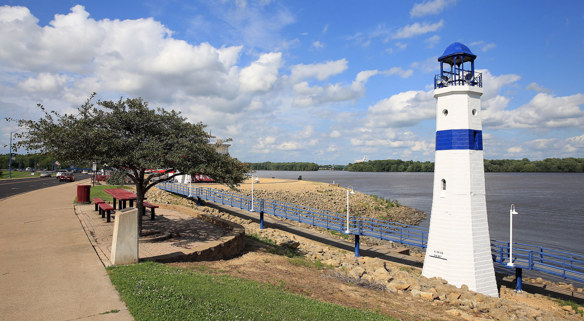 THE GREAT RIVER-0672